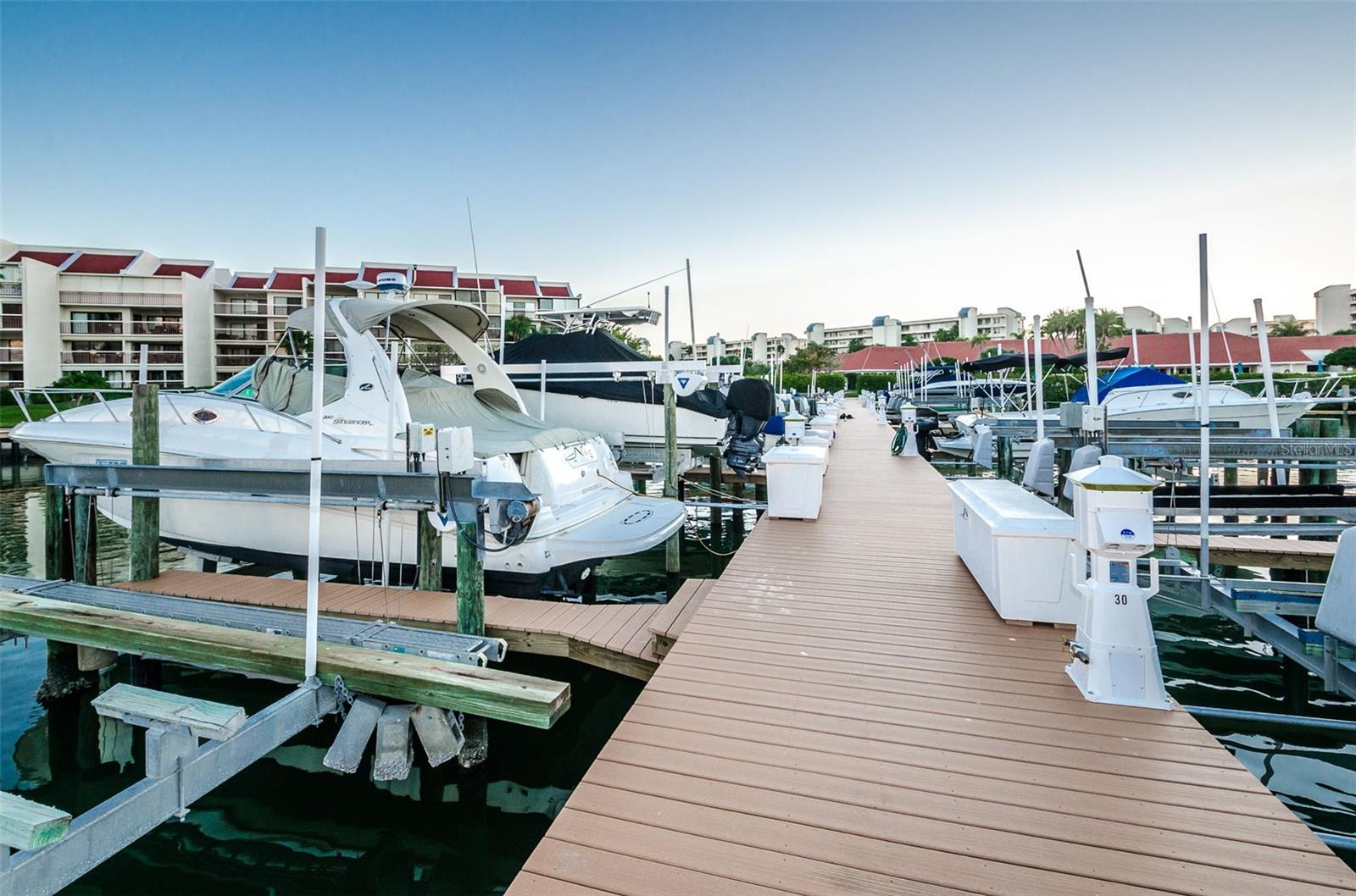Marina Perfect for Boating Enthusiasts!