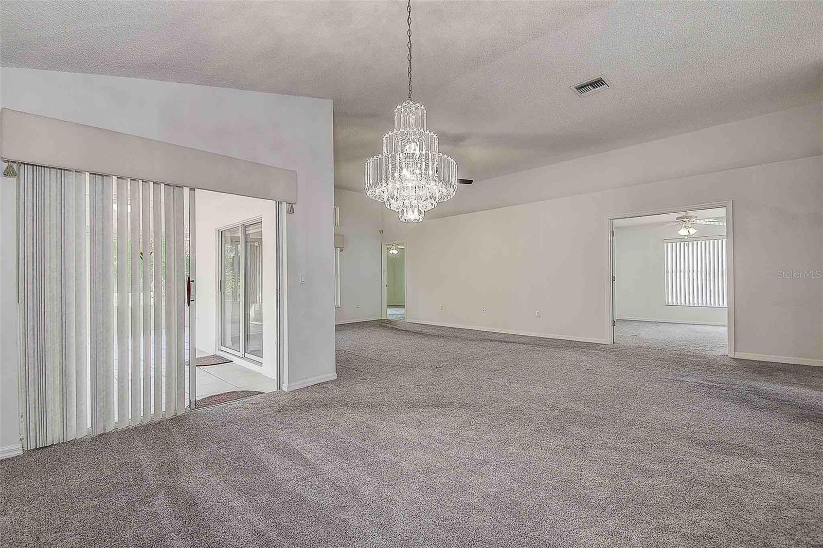 Dining room with access to Florida room, ideal for entertaining!