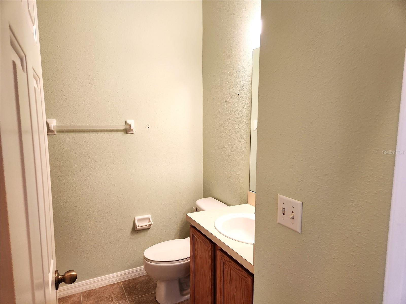 Upstairs Main Hall Bath V2