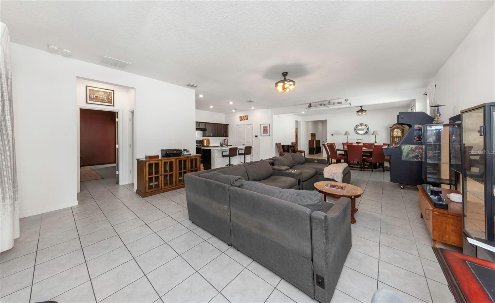 Living & Dining Room