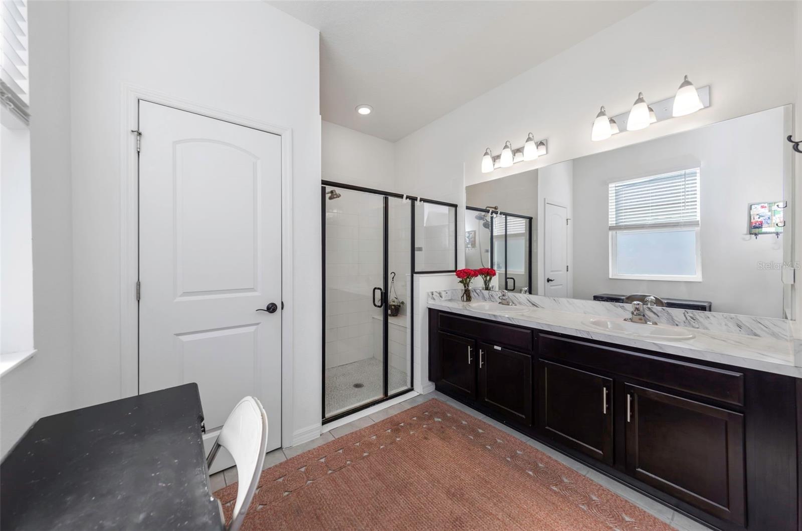 Primary Suite En Suite