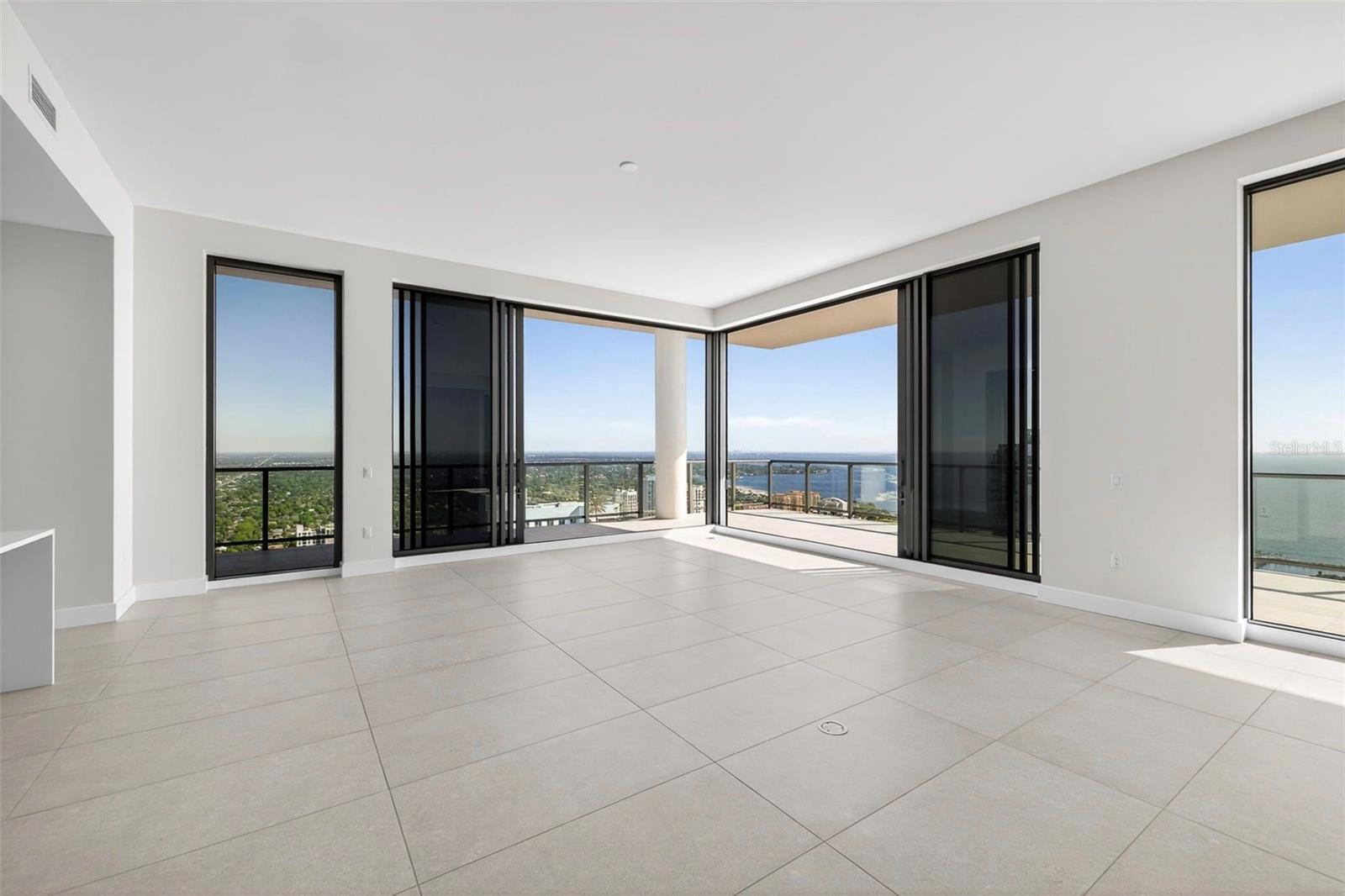Great Room W/ Double Pocket Doors for Indoor Outdoor Living