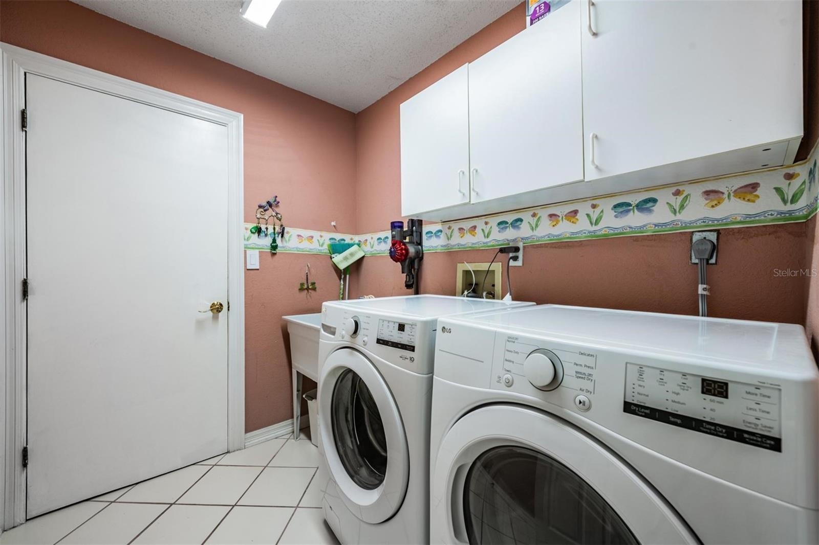 laundry room to garage