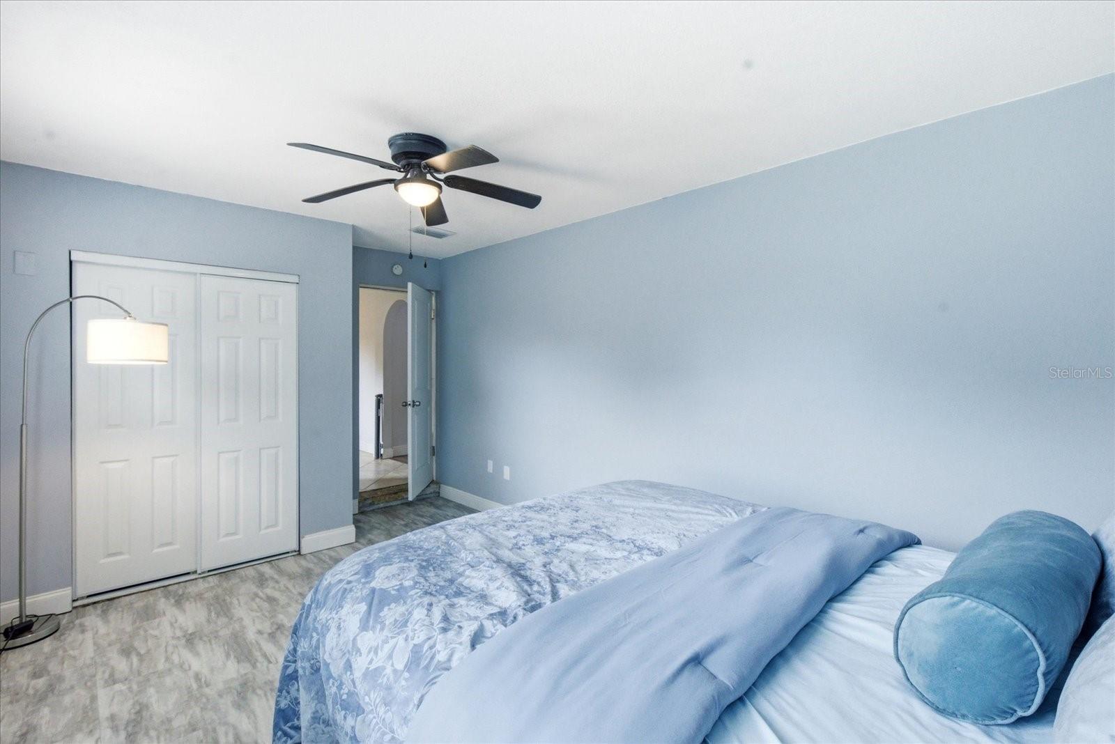 2nd bedroom