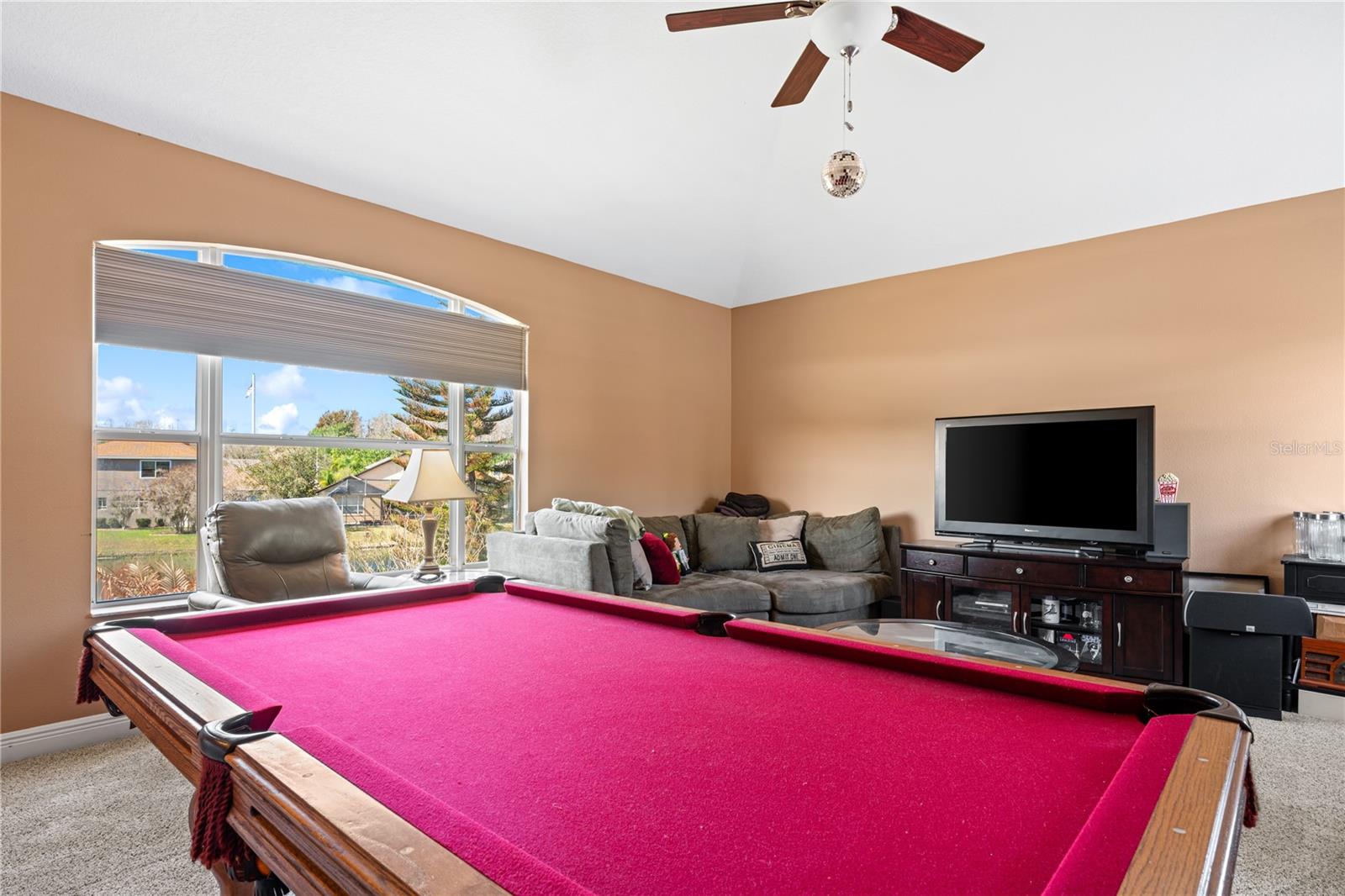 Bonus room with pond view, negotiable pool table