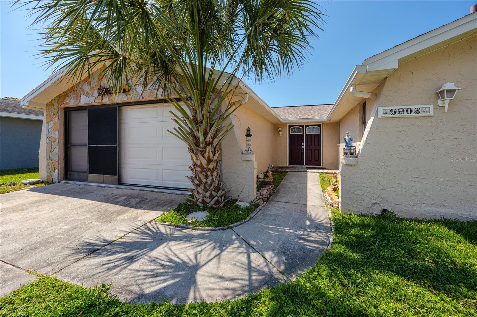 Front Entry at 9903 San Mateo Way, Port Richey, FL 34668