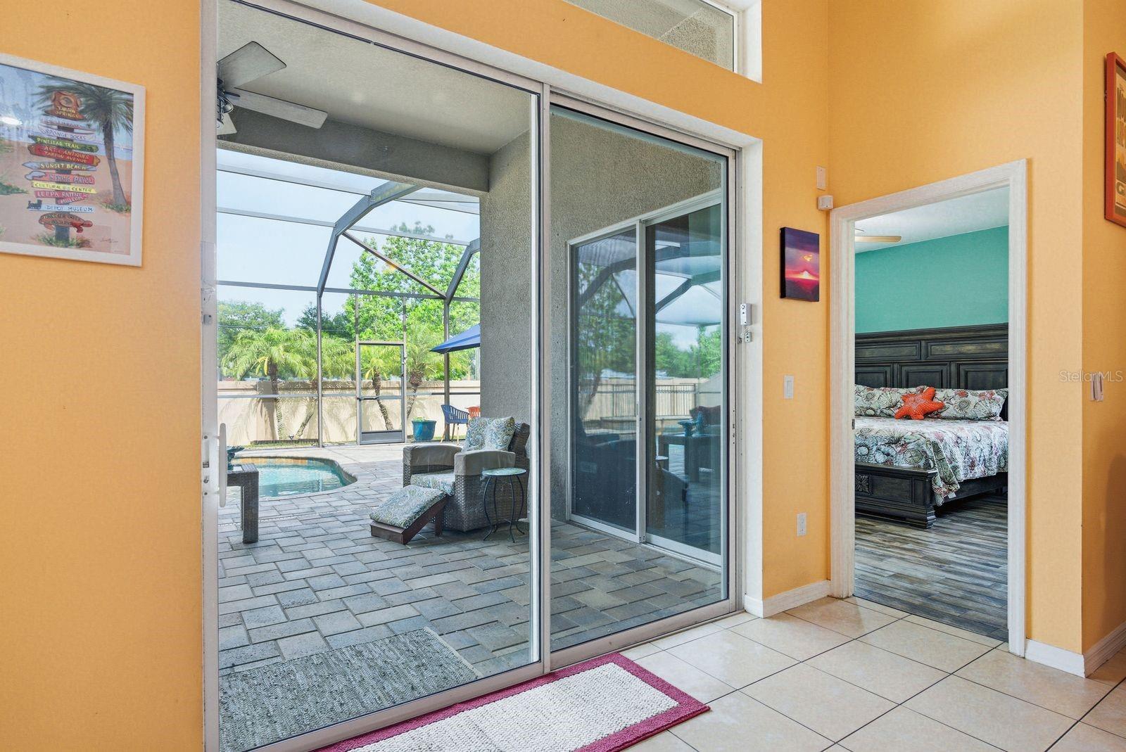 Large Sliders out to the Pool / Lanai