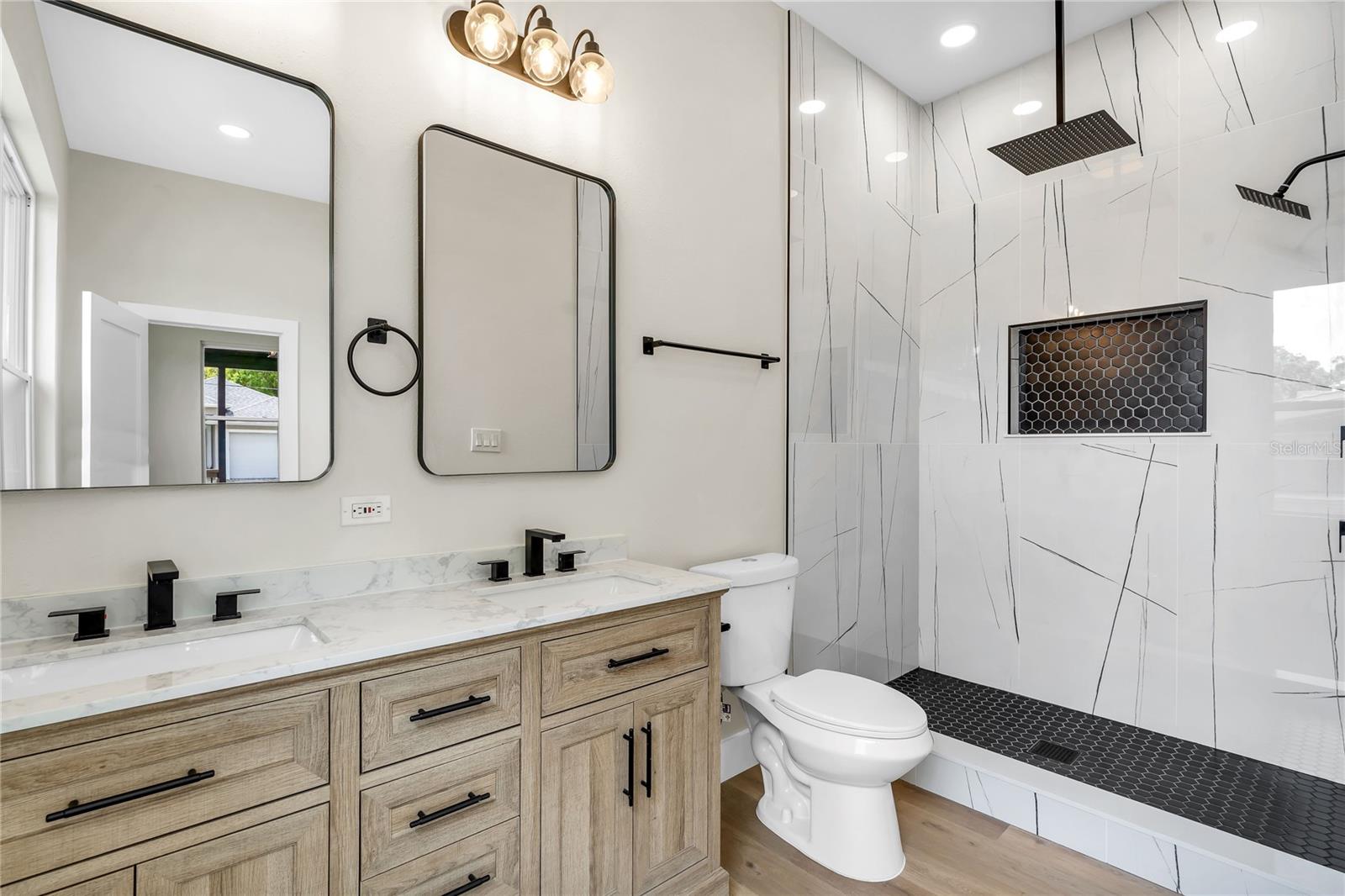 master en-suite