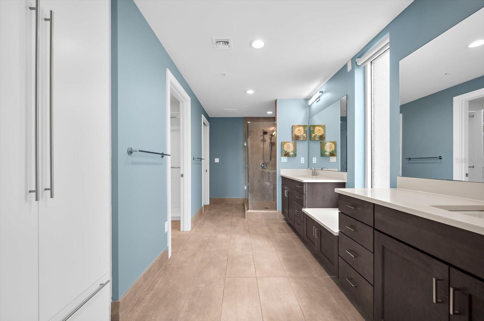 Beautifully done Bathroom