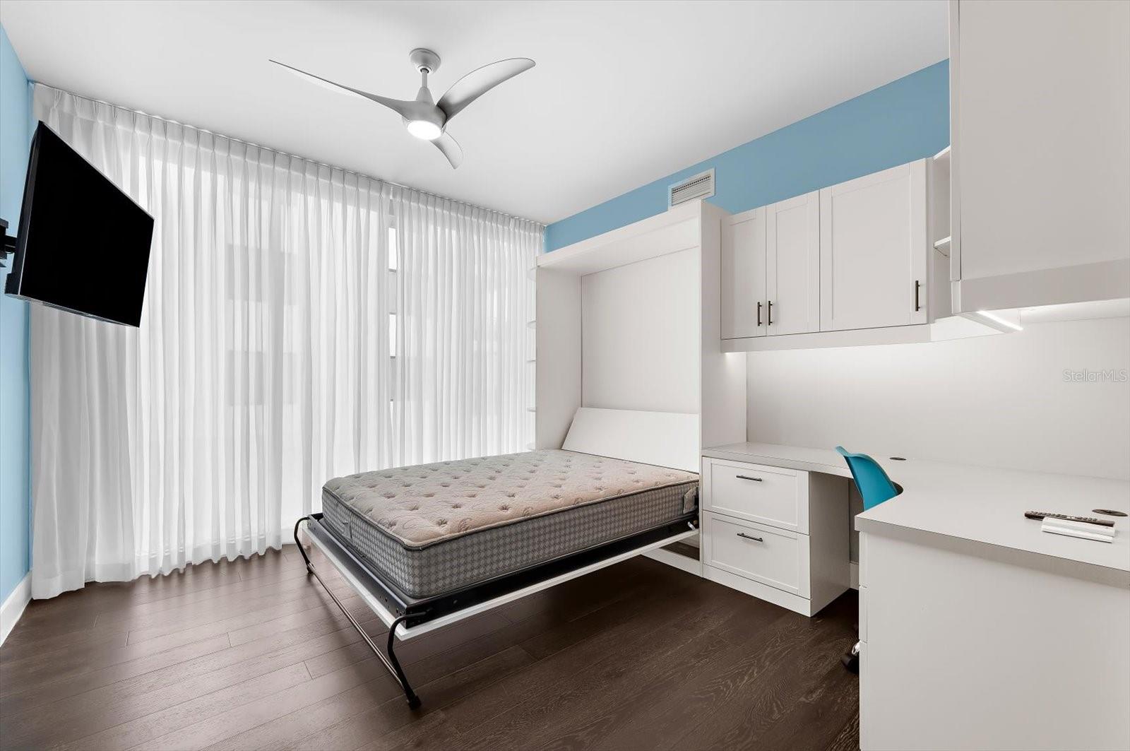 Office with Murphy Bed