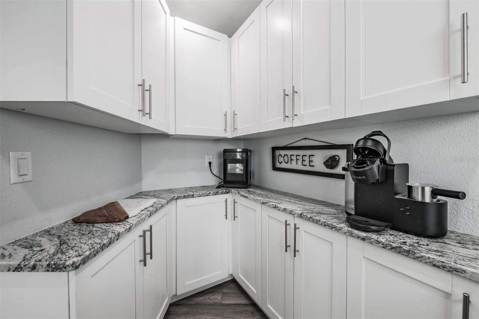 Coffee Bar/serving area