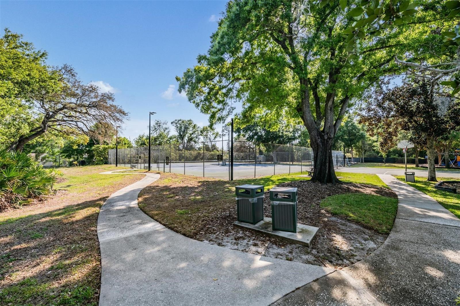 community tennis courts