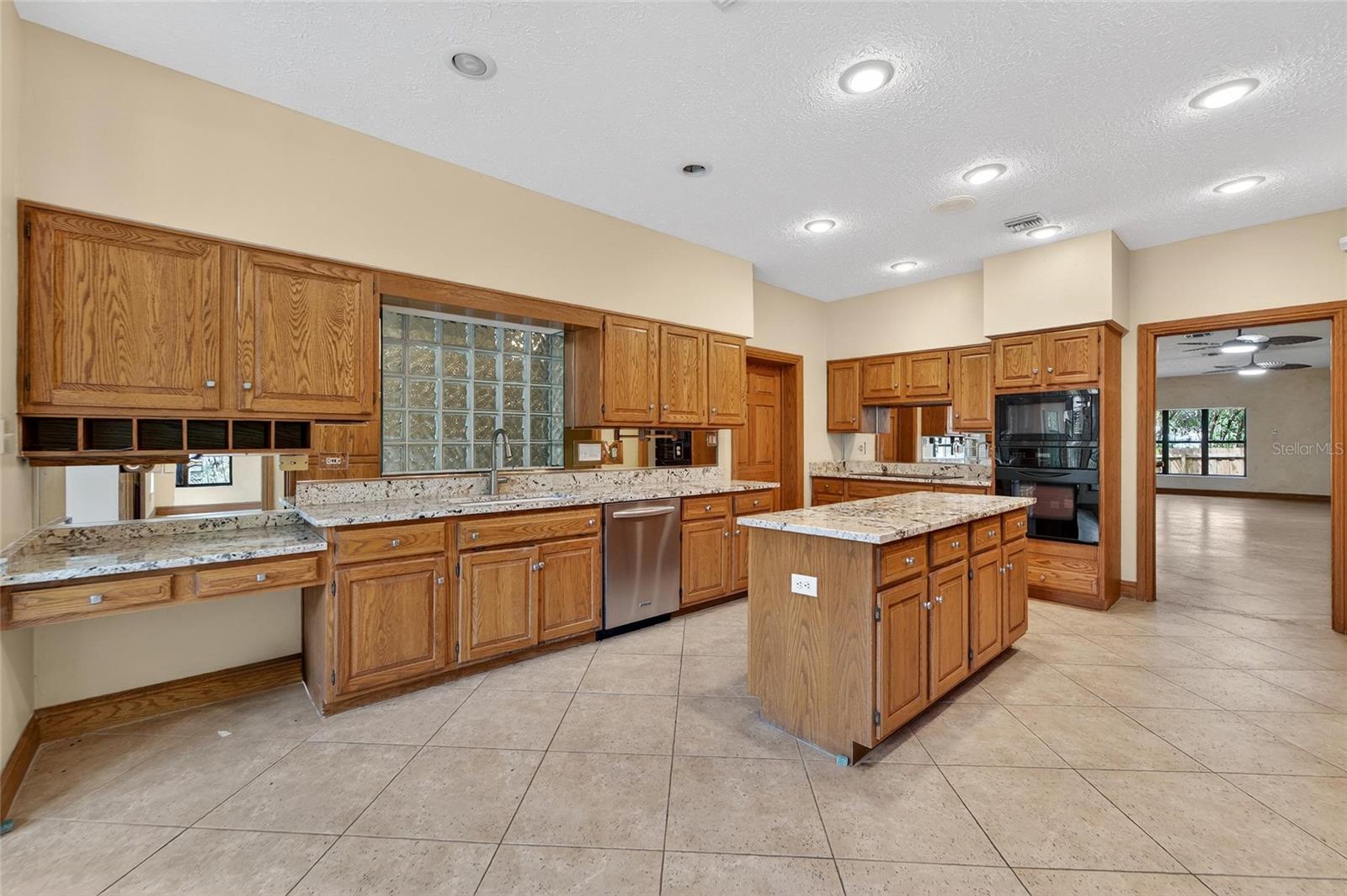 Chef's Gourmet (primary) Kitchen