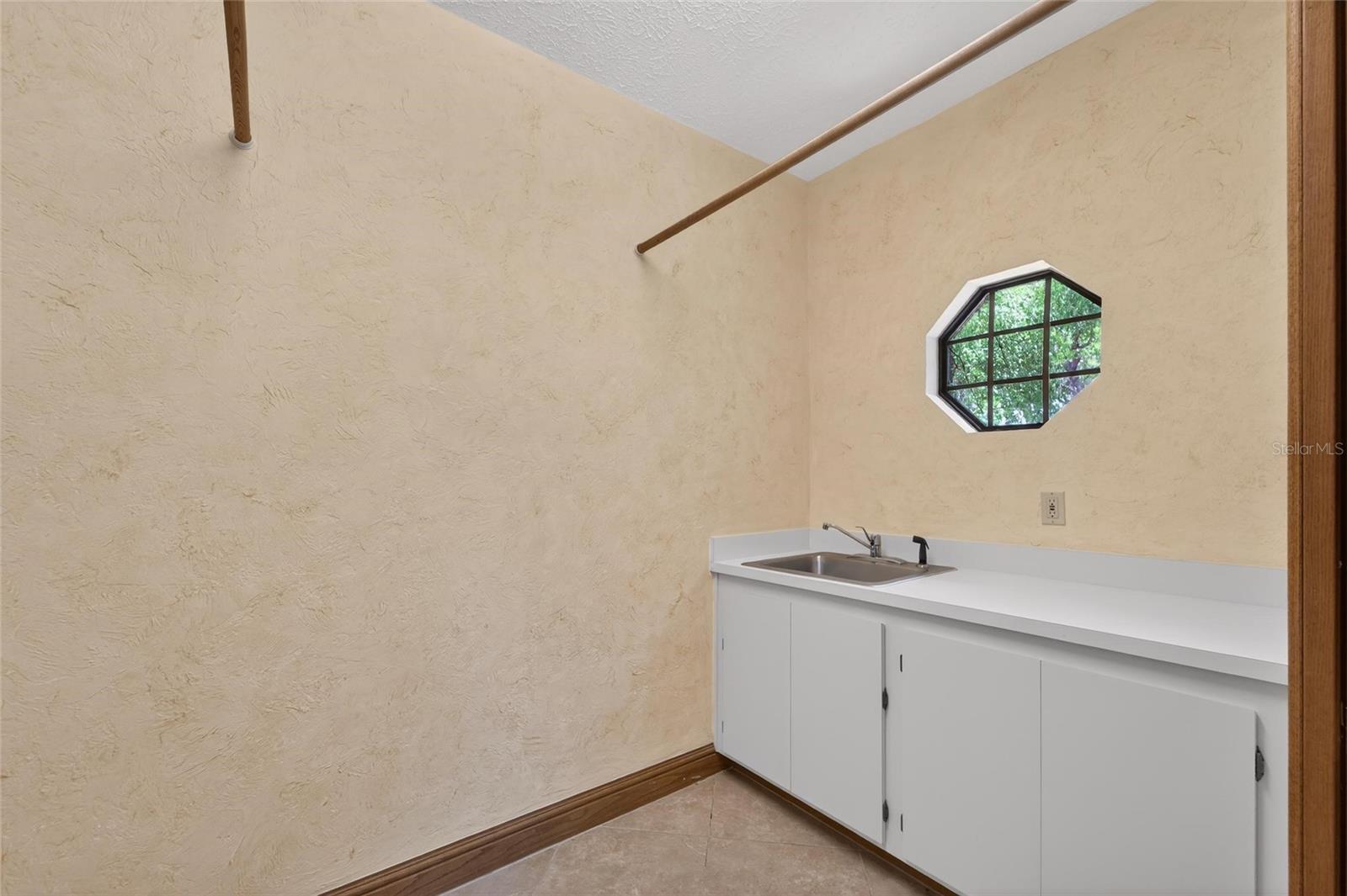 Utility sink in laundry room