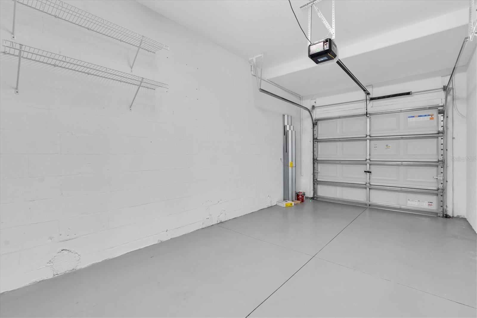 1 car garage