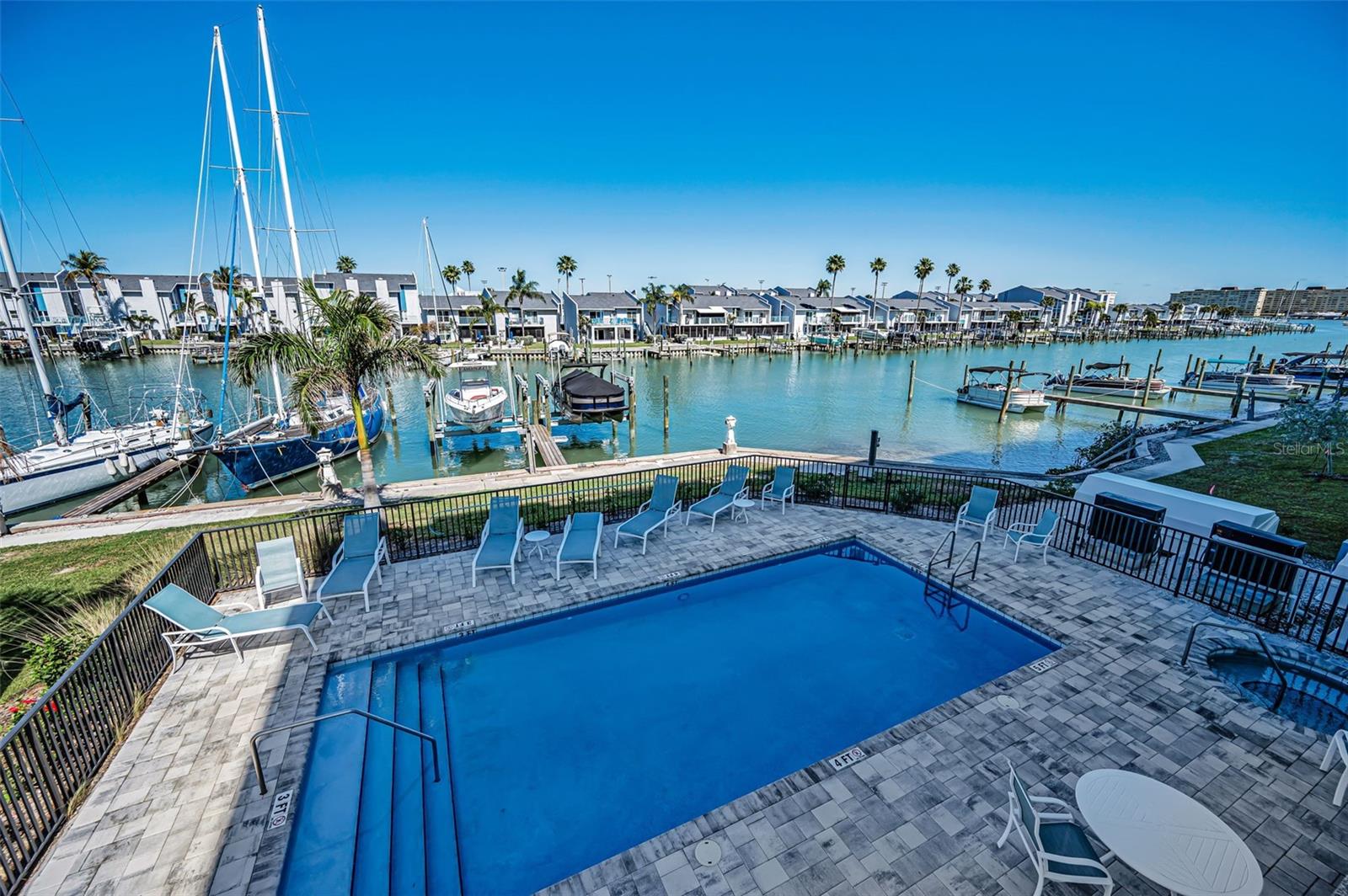 Balcony View of the Marina and Intracoastal!