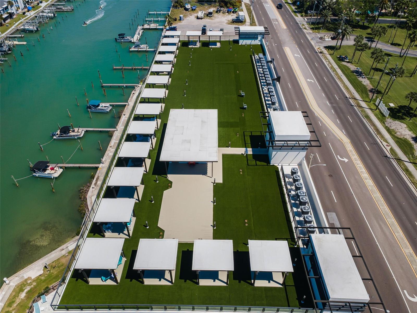 Rooftop Cabana's - #17 goes with this unit!