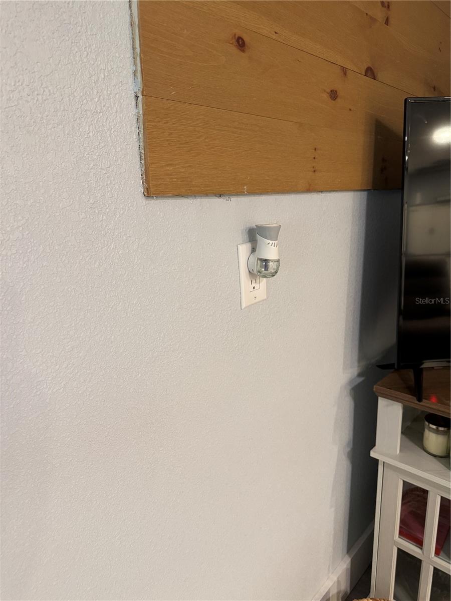FIRST FLOOR OUTLETS ELEVATED