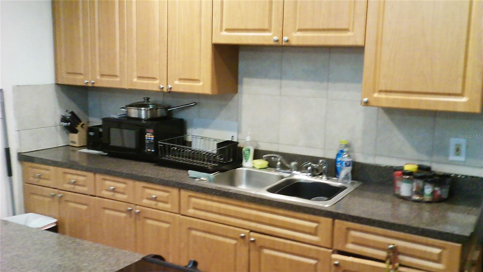 large kitchen with lots of counter space