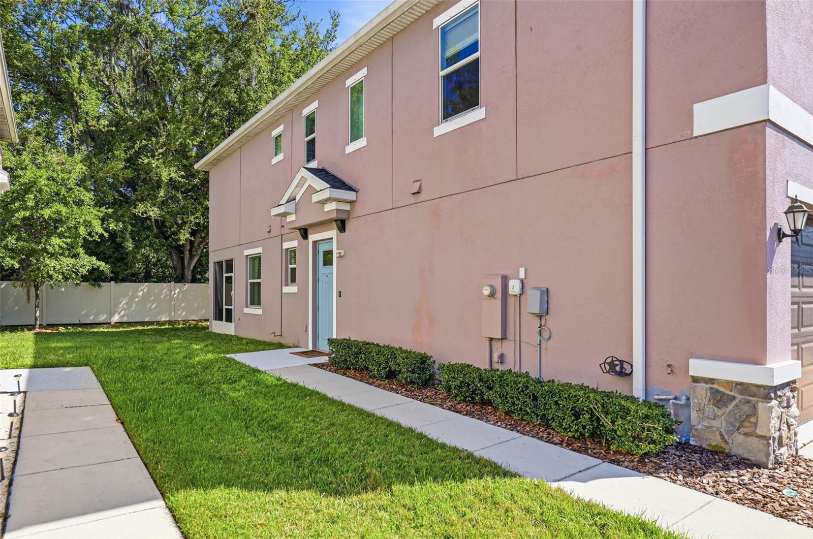 Entryway / Front Door
