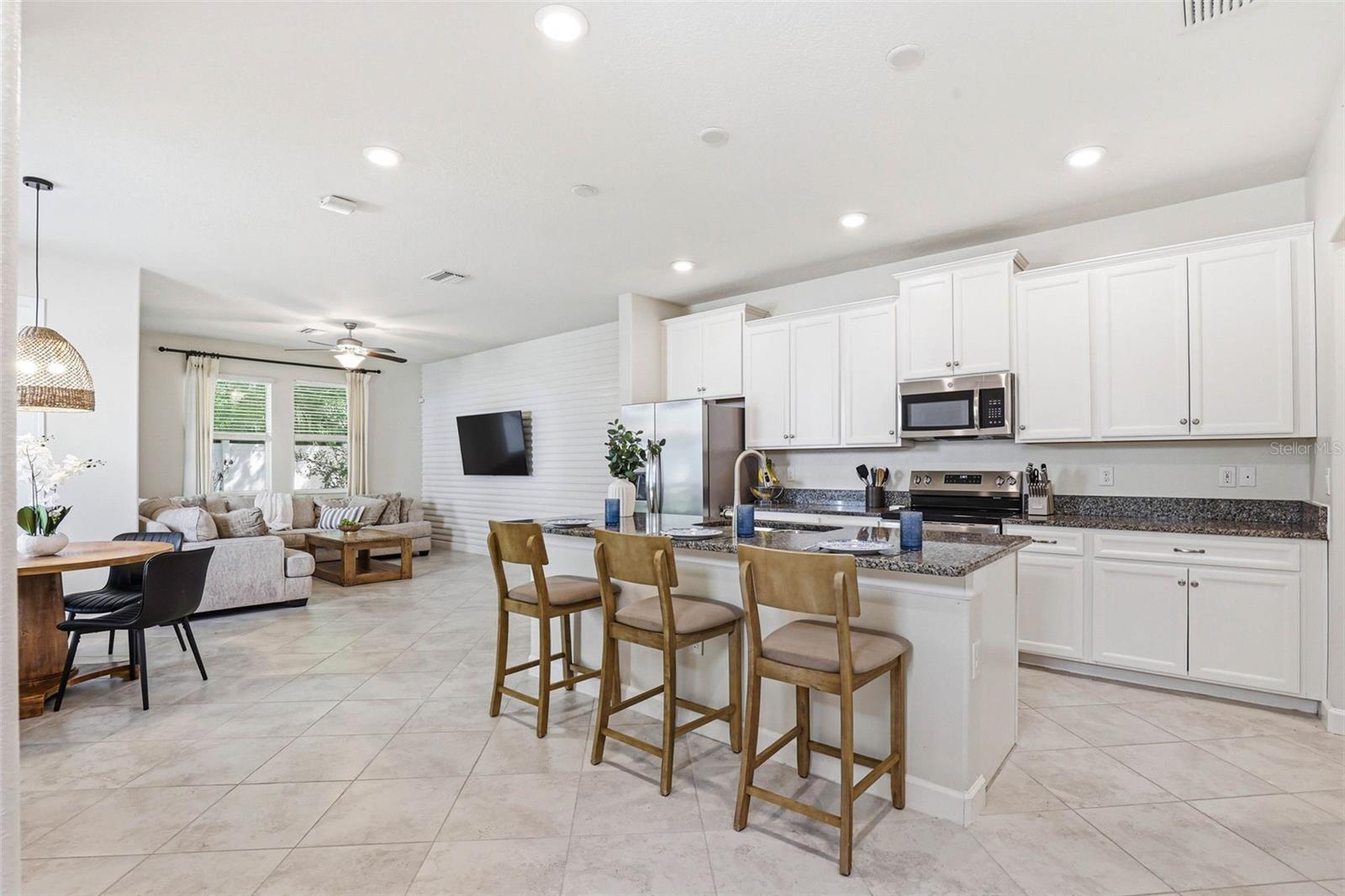 Kitchen – Main View