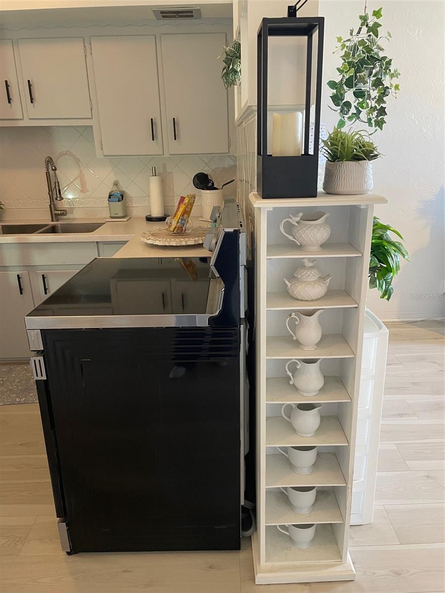 Extra built in cubbies