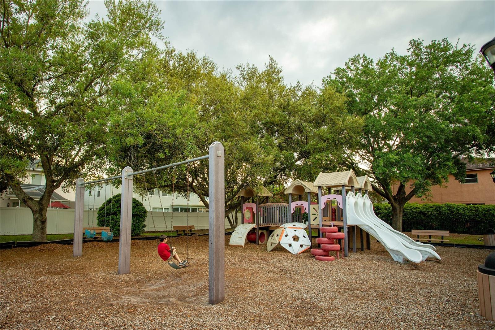 Amenities/Playground