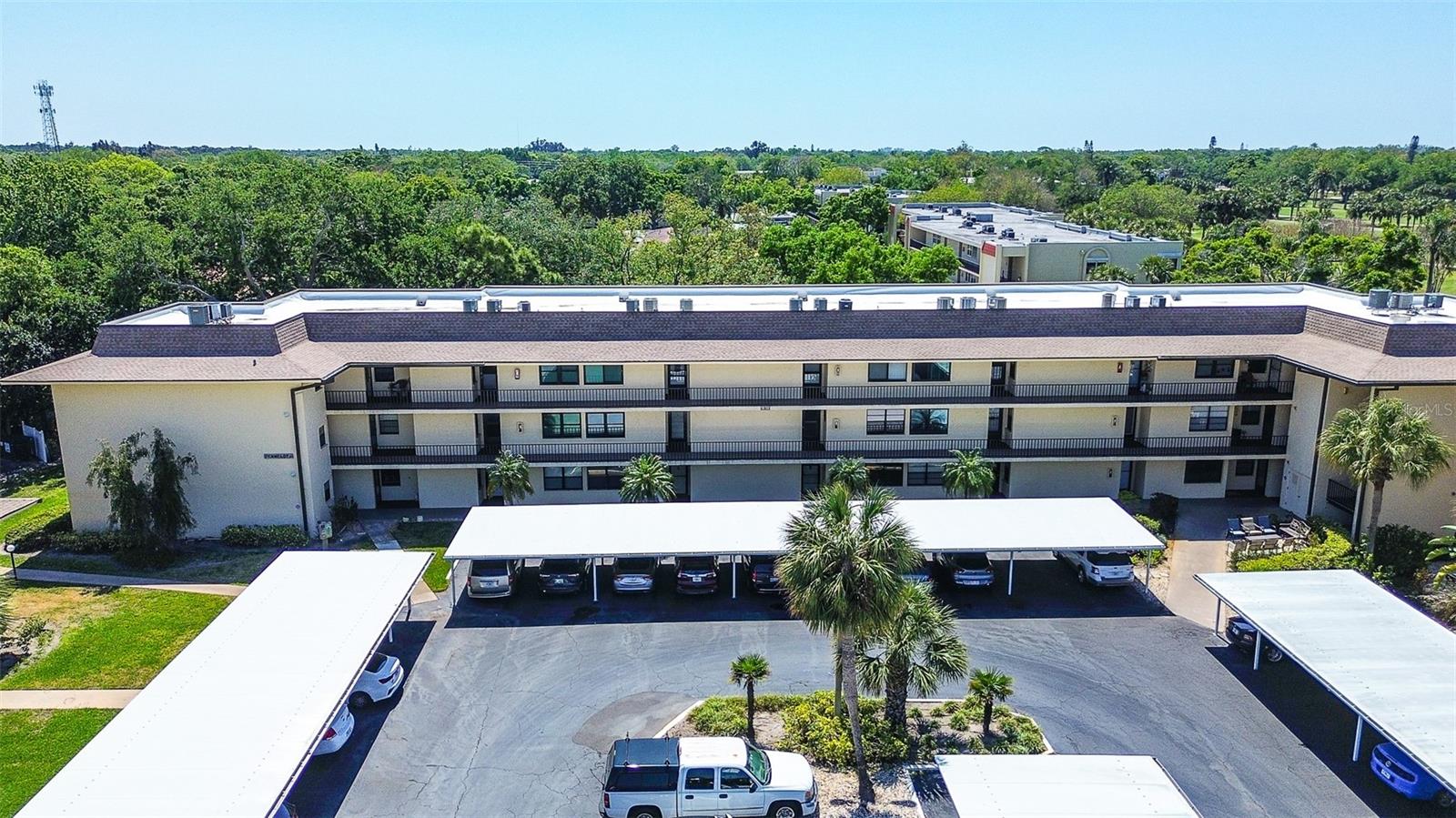 Villas De Golf Building #7