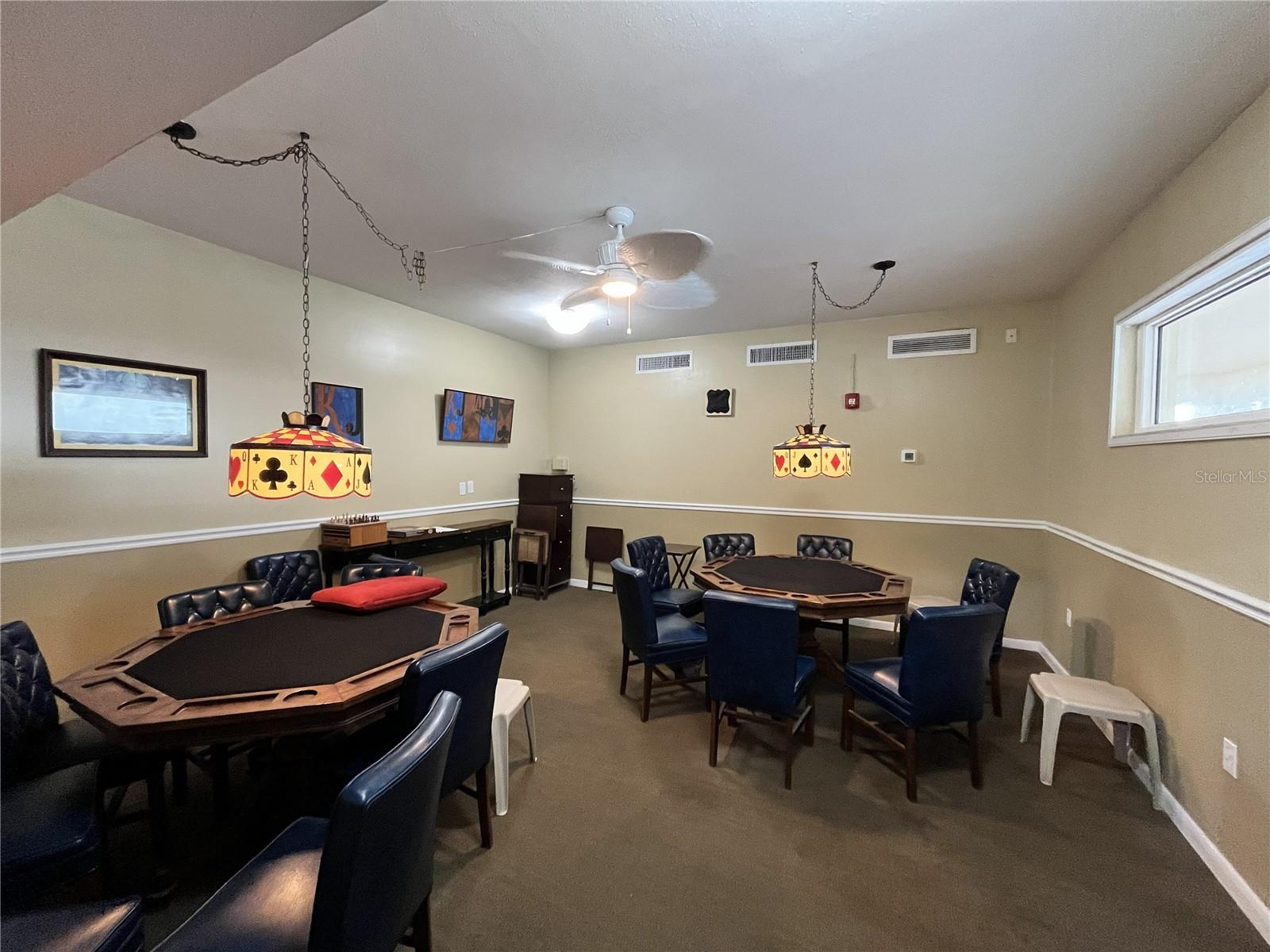 clubhouse card room