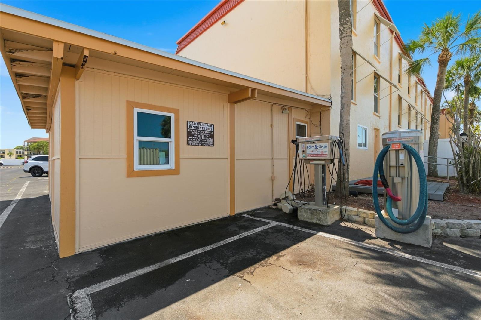 A carwash on site $150 to wash  and 75 cents to vacuum!