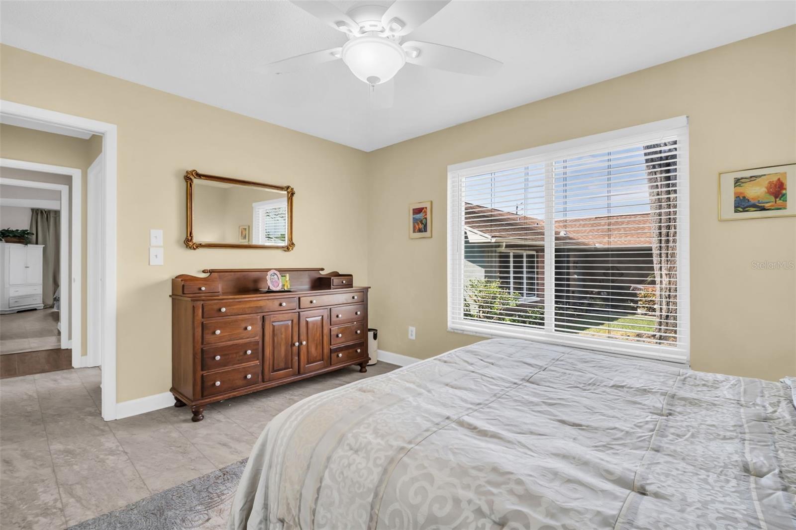 Large windows and perfectly positioned at the front of the home~