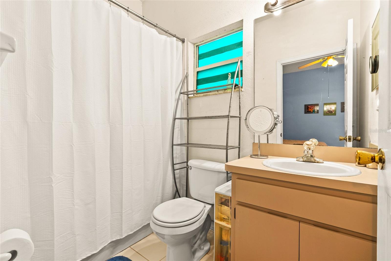 Primary En Suite Bathroom