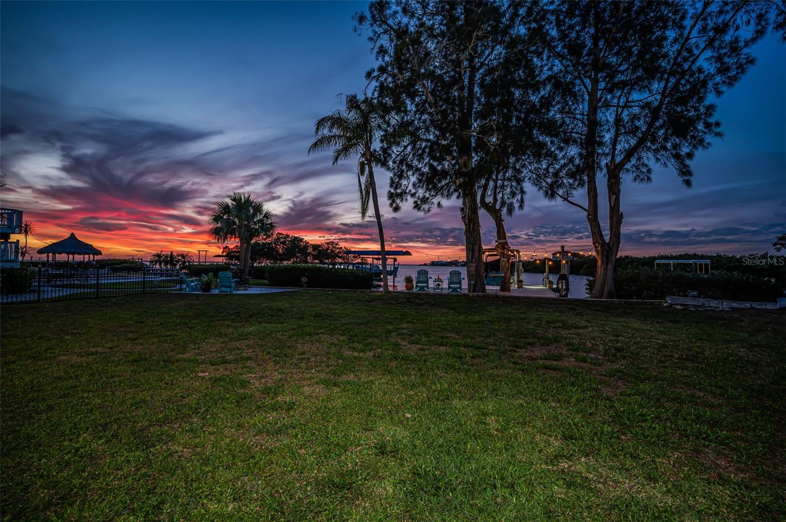 OMG just look at this amazing Sunset!!