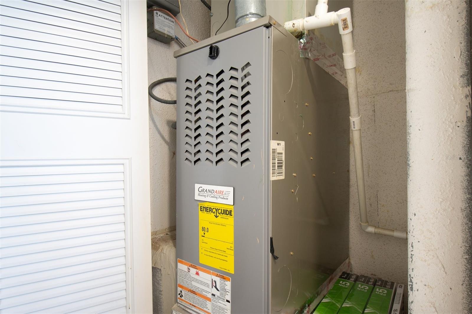 Newly serviced AC working perfect!