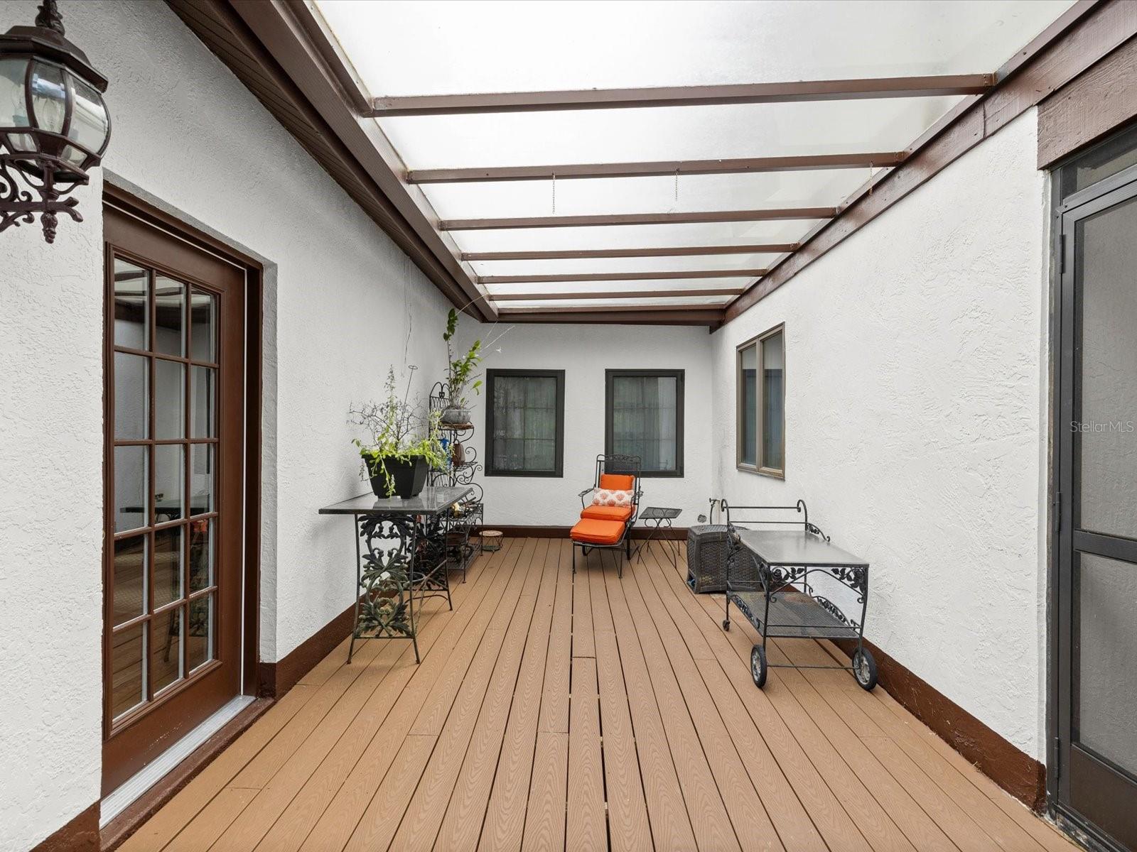 Primary bedroom 2 private lanai