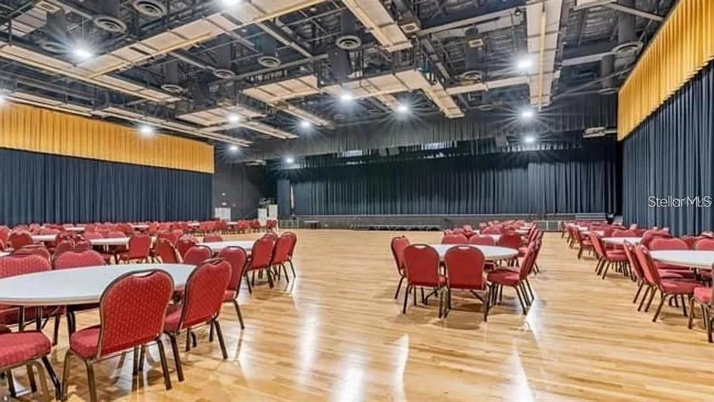 North Club - Veteran's Theater