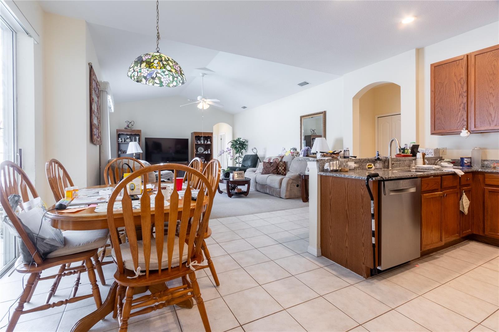 Eat in Kitchen area