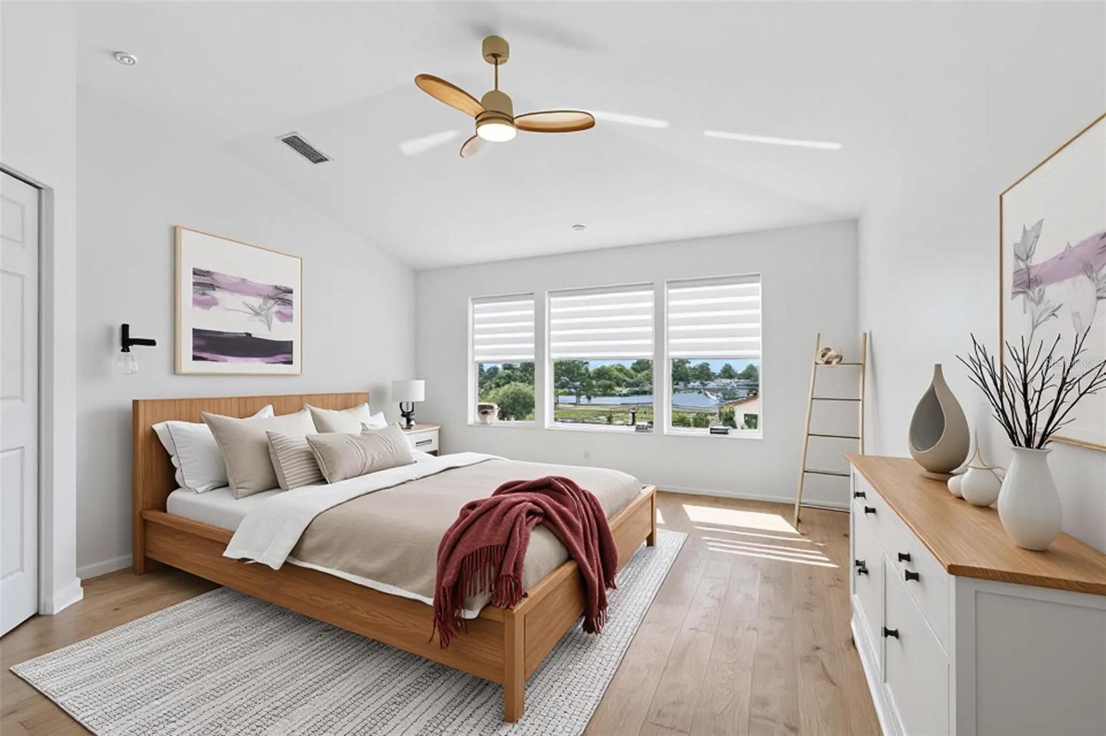 Primary bed Virtually Staged