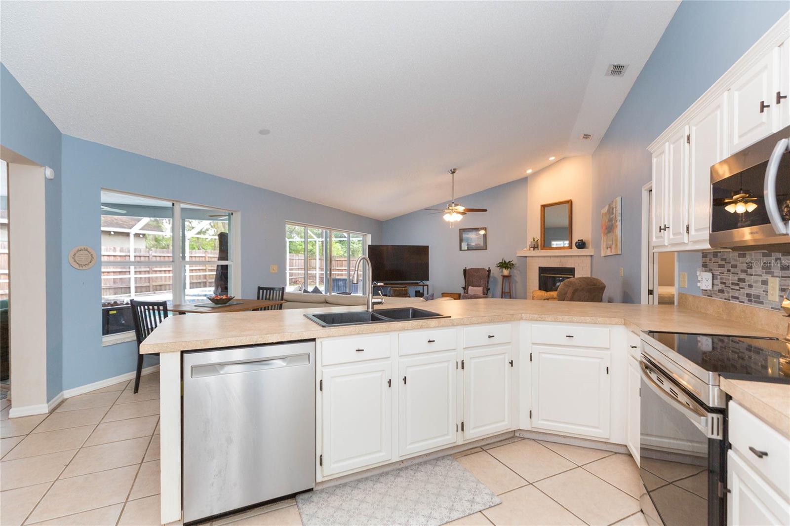 Open kitchen to great room