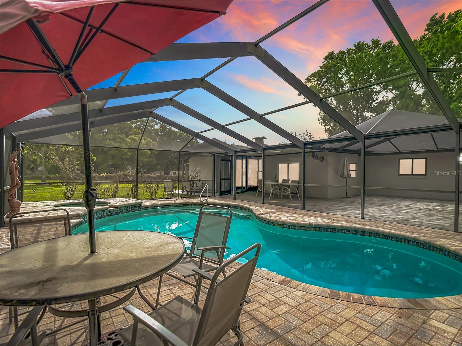 Pool/spa