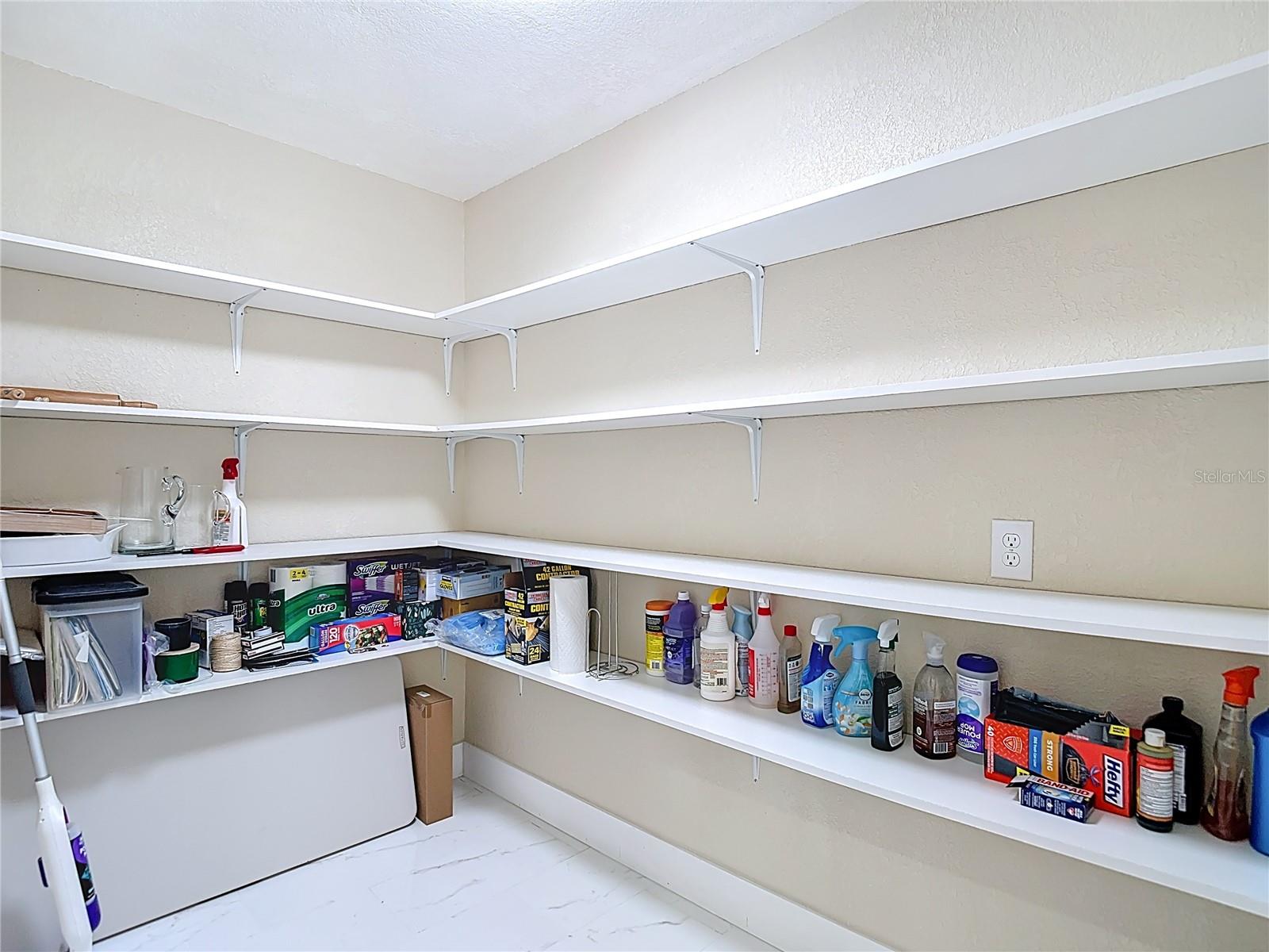 walk in pantry