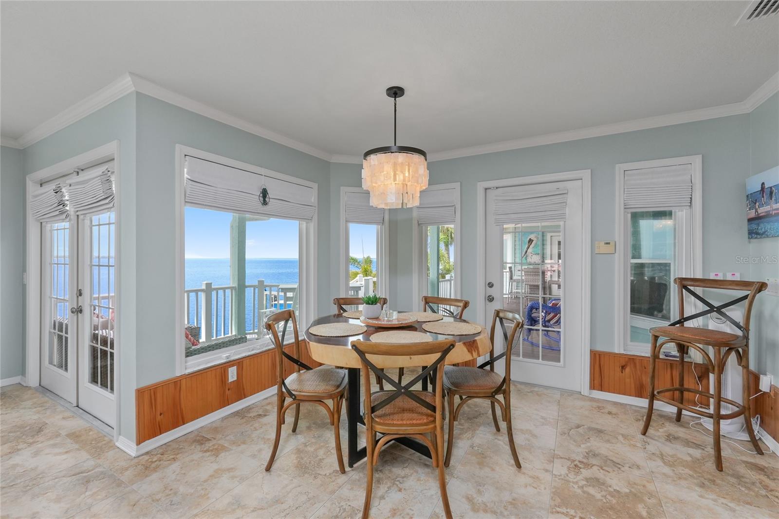 Breakfast area with views of the Gulf