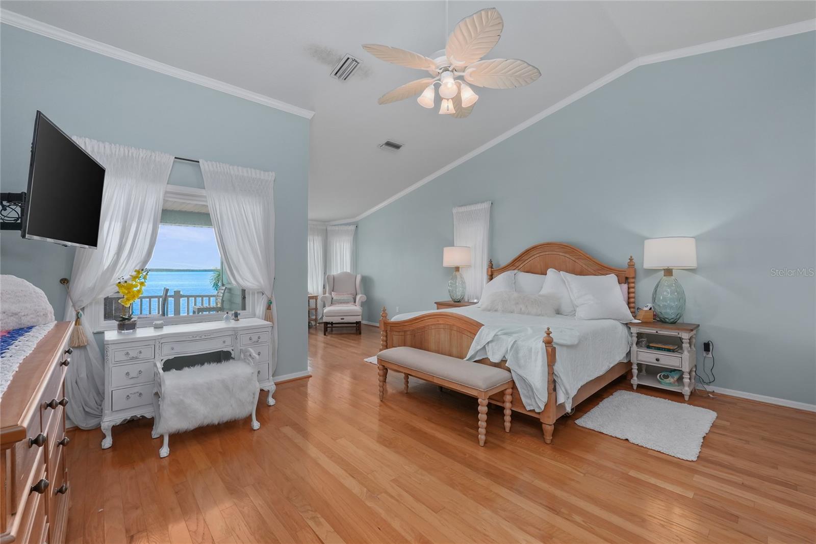 Wake up to panoramic Gulf views from the primary suite