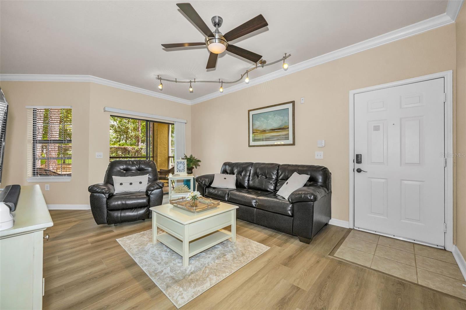 ALL Furnishing are Negotiable