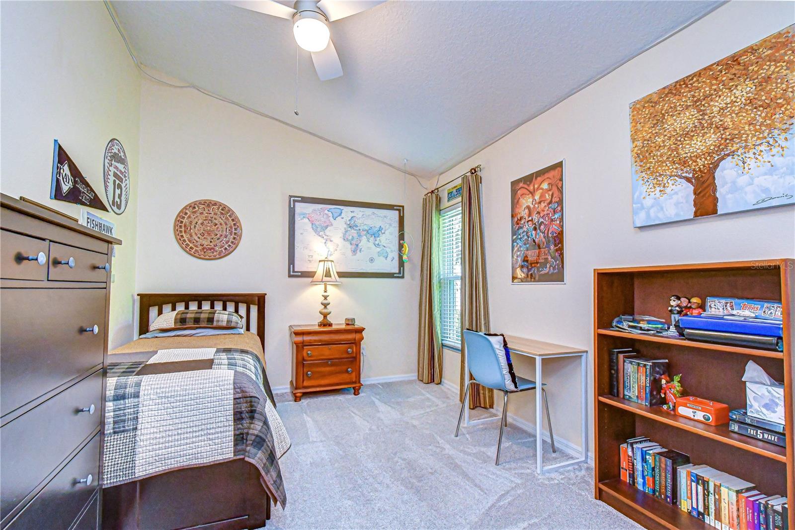 Bright secondary bedroom with comfortable layout