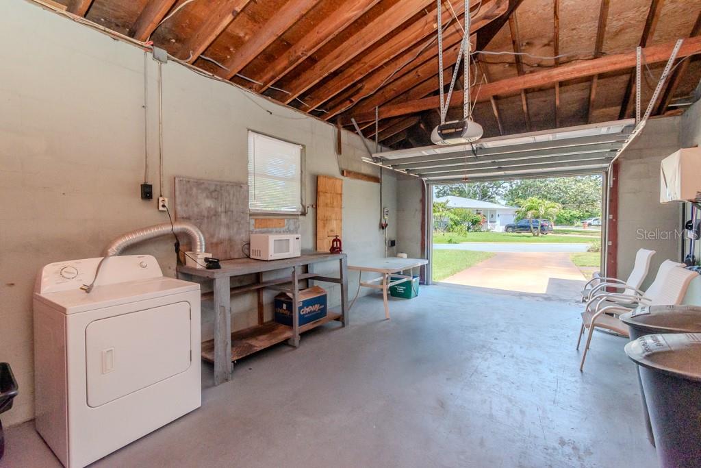 EXTRA LONG GARAGE HAS DRY HOOKED UP