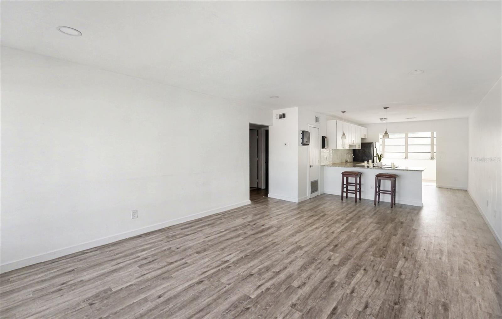 Living room-dining room