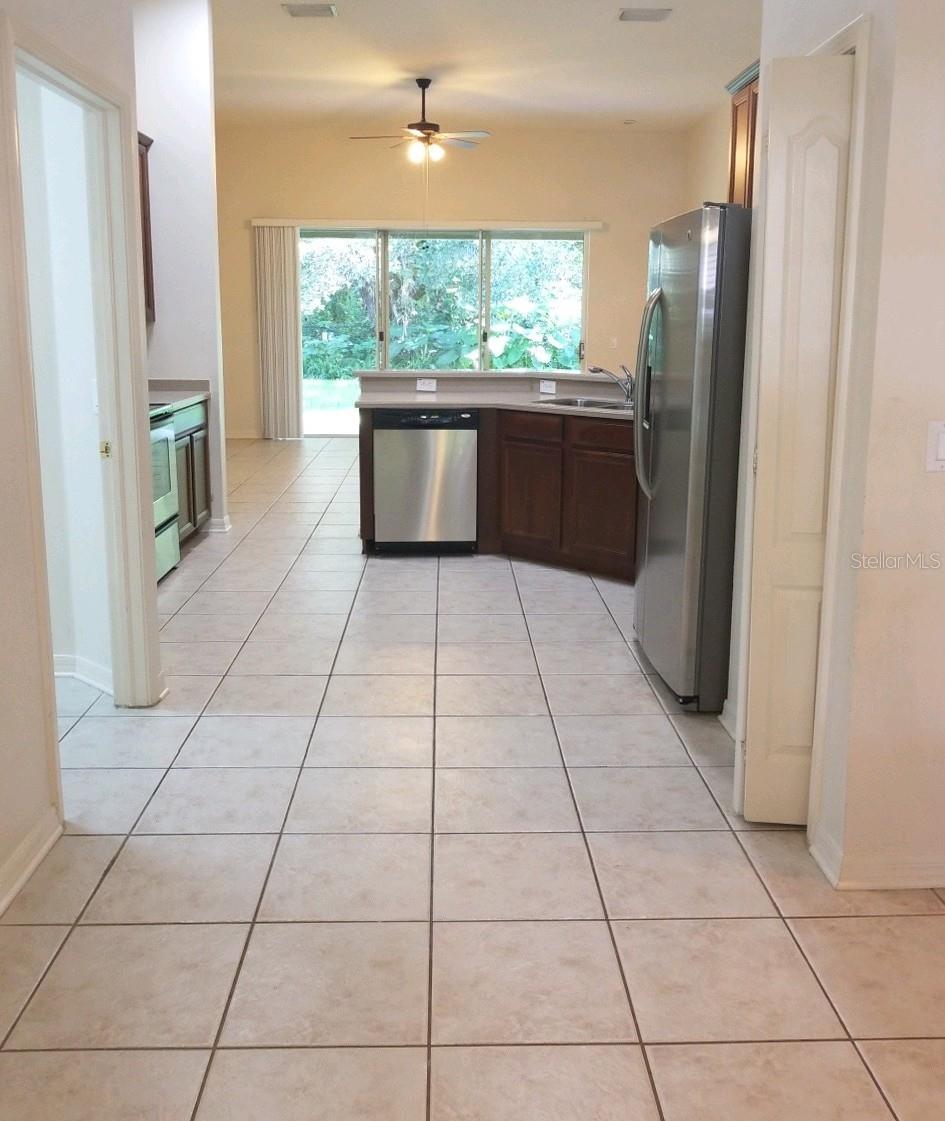 Kitchen open to Fam Rm