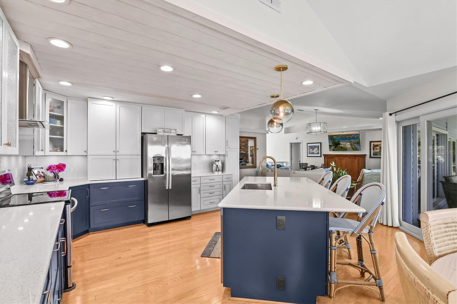 White and Navy Shaker Cabinets