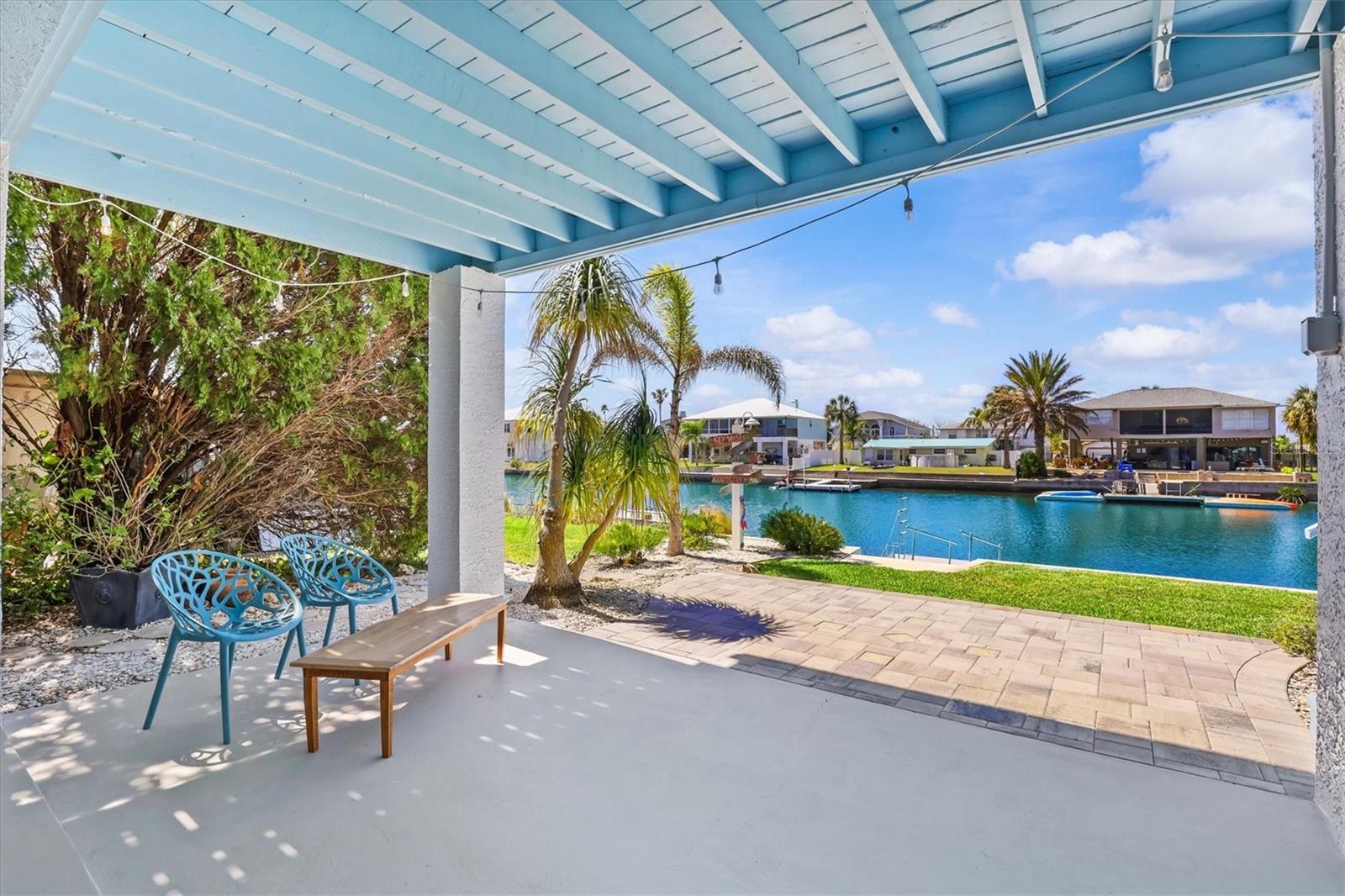 Entertainment Large Covered Porch